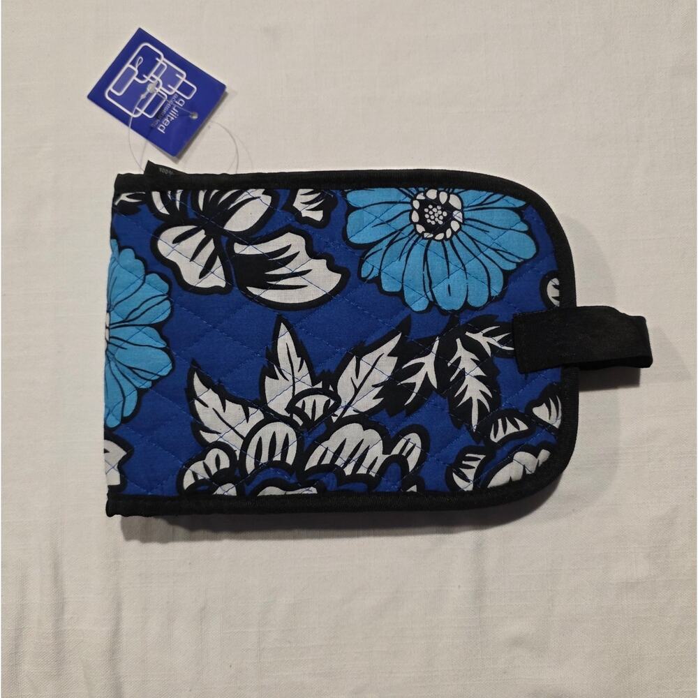 CD Case DVD Disc Holder Quilted Soft Floral Flowers Blue Holds 8 New with Tag